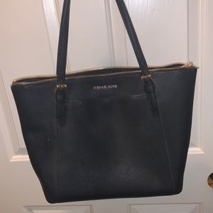 Michael Kors black NWT handbag/purse